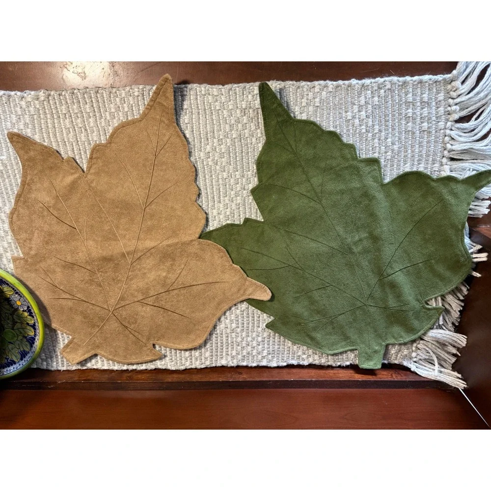 Set of 8 Fall Leaf Placemats Autumn Harvest Oak Maple Rust Green Red Decor